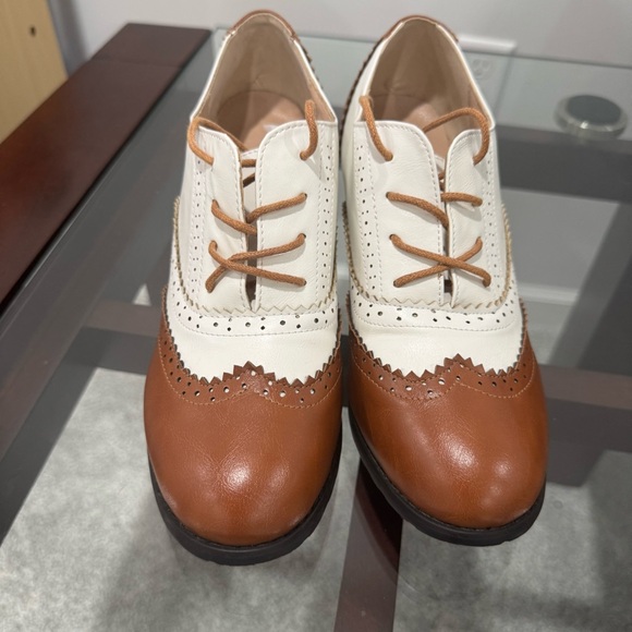 Women’s Oxford Leather Lace-up Mid Chunky Heel - Picture 4 of 8